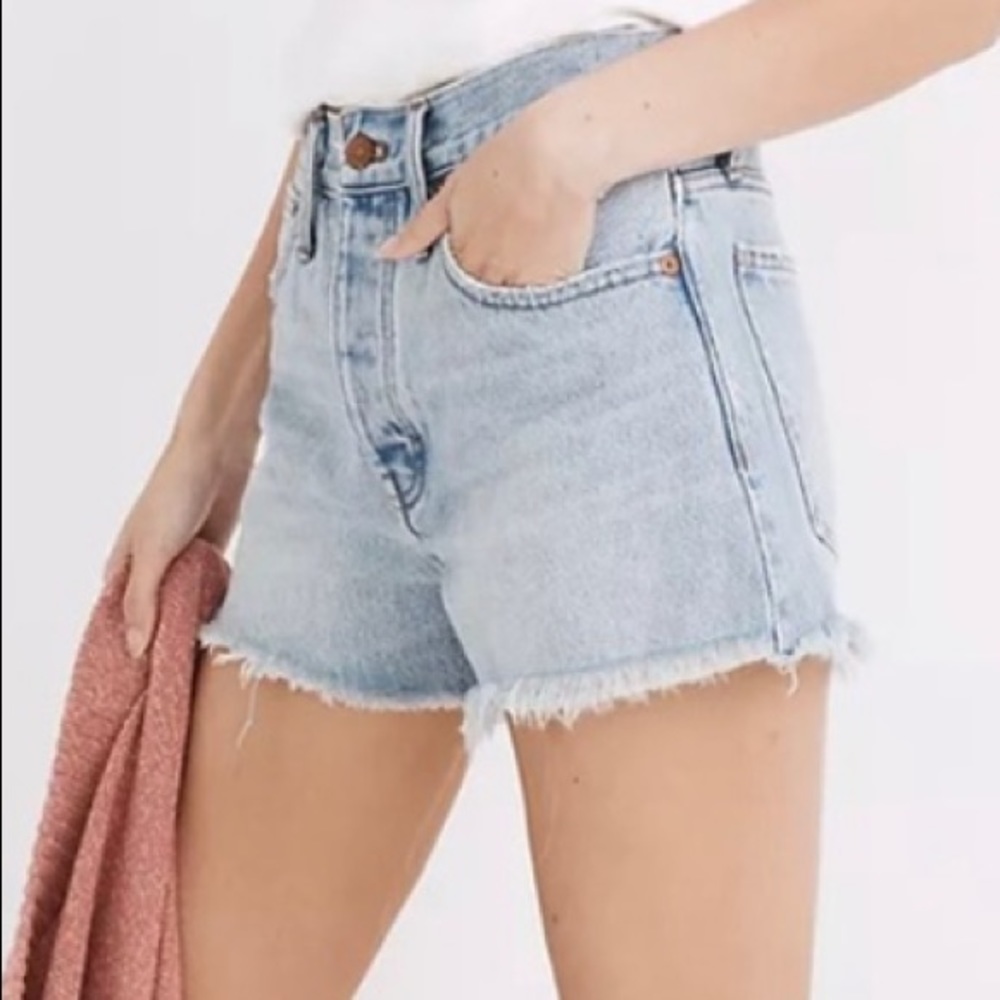 Madewell Relaxed Denim Shorts NWT | Raw Edge | Size 28